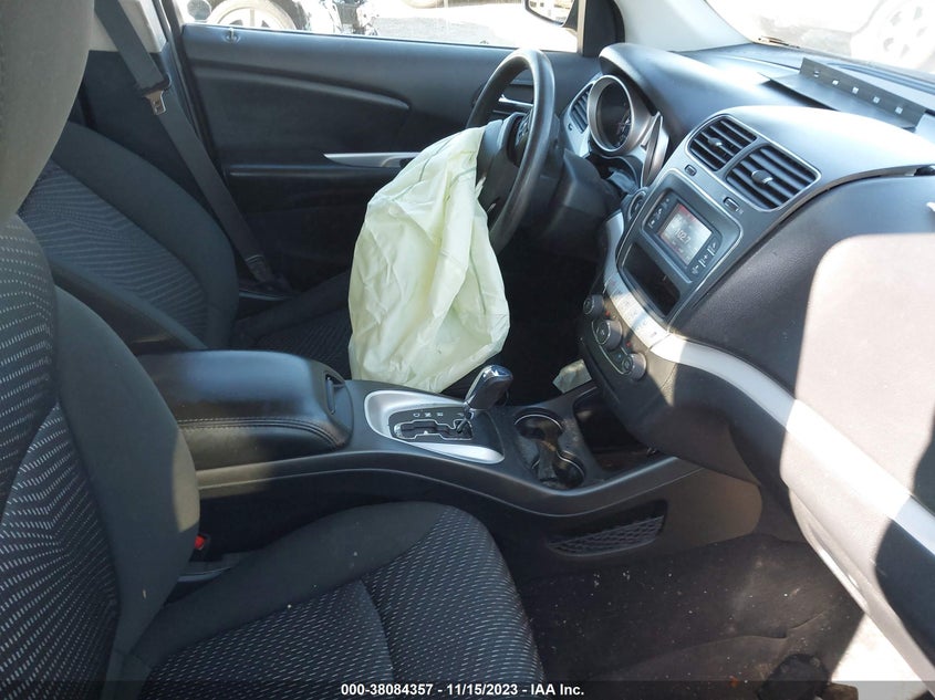 VIN 3C4PDCAB1LT207220 2020 DODGE JOURNEY SE
