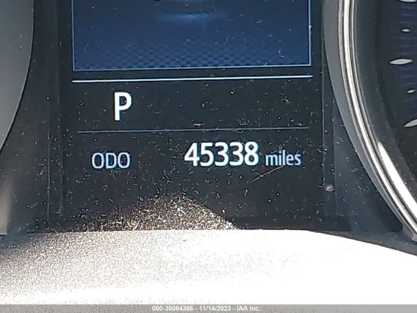 2019 TOYOTA C-HR XLE - JTNKHMBX0K1030403