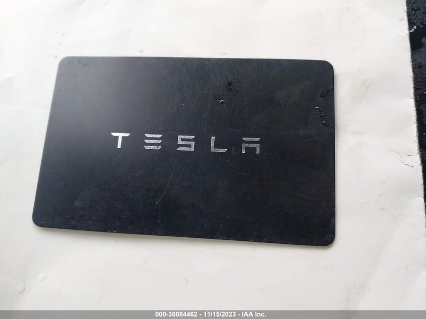 VIN 5YJYGDEE5MF140305 2021 TESLA MODEL Y