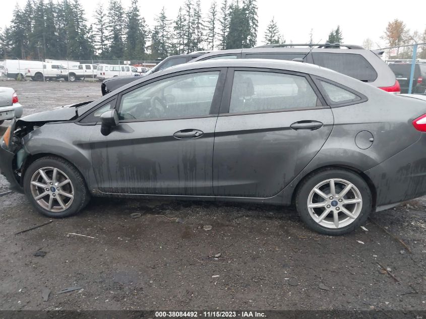 VIN 3FADP4BJXKM148821 2019 FORD FIESTA SE