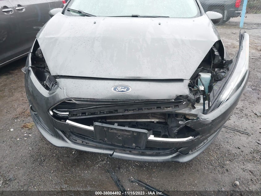 VIN 3FADP4BJXKM148821 2019 FORD FIESTA SE