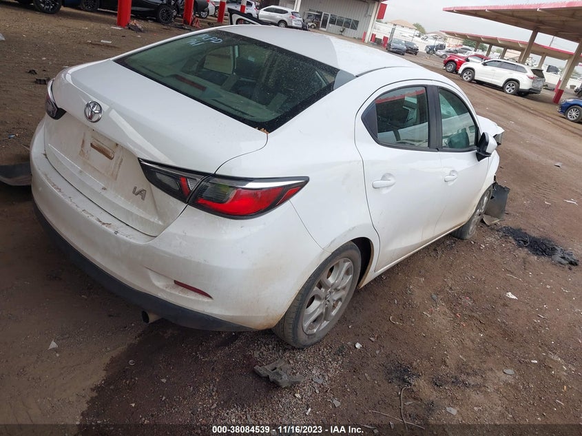 VIN 3MYDLBYV2HY163627 2017 TOYOTA YARIS IA