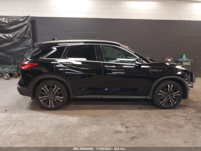 VIN 3PCAJ5BB9MF102336 2021 INFINITI QX50 LUXE AWD