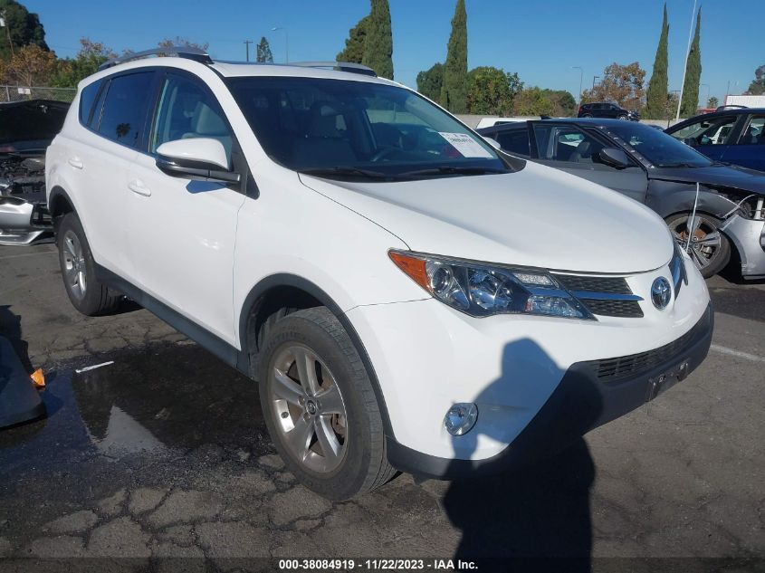2015 TOYOTA RAV4 XLE - 2T3WFREV1FW197220