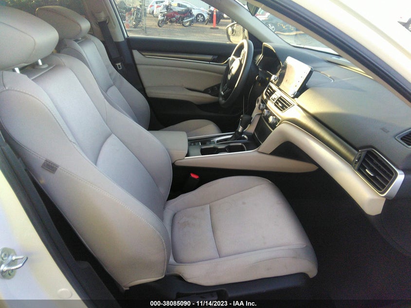 VIN 1HGCV1F18MA045273 2021 HONDA ACCORD LX