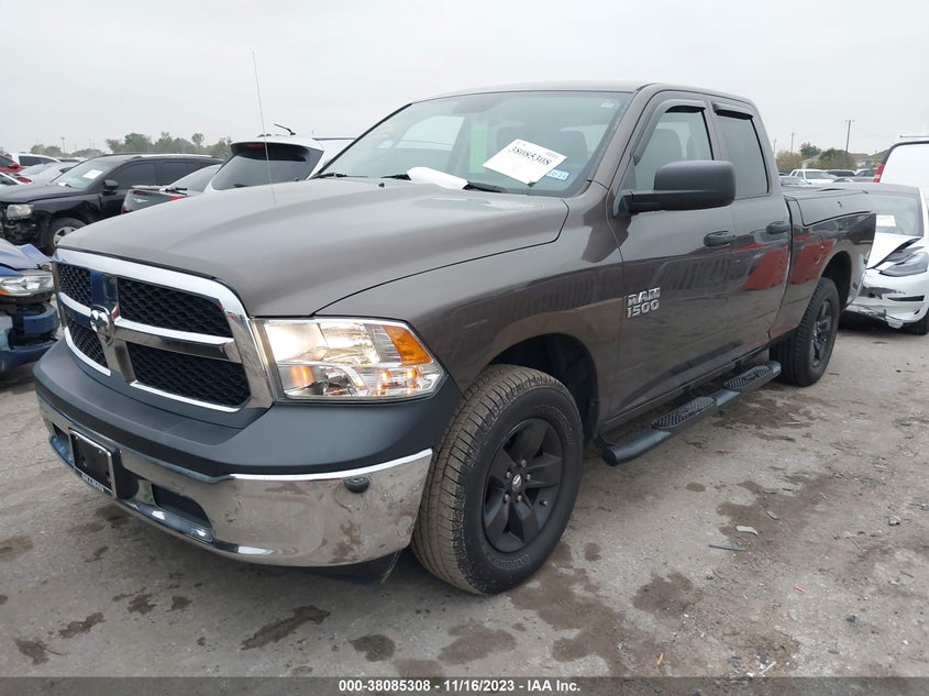 VIN 1C6RR7FG3JS138560 2018 RAM 1500 ST