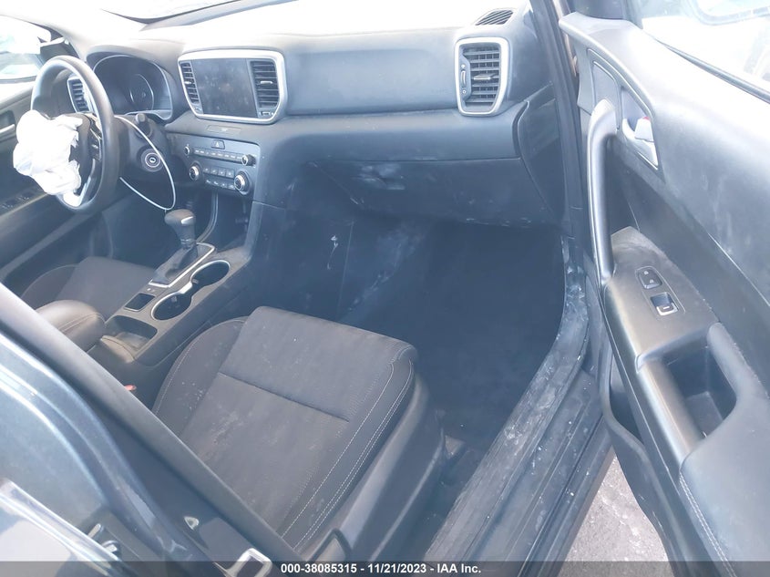 VIN KNDPM3AC5M7940028 2021 KIA SPORTAGE LX