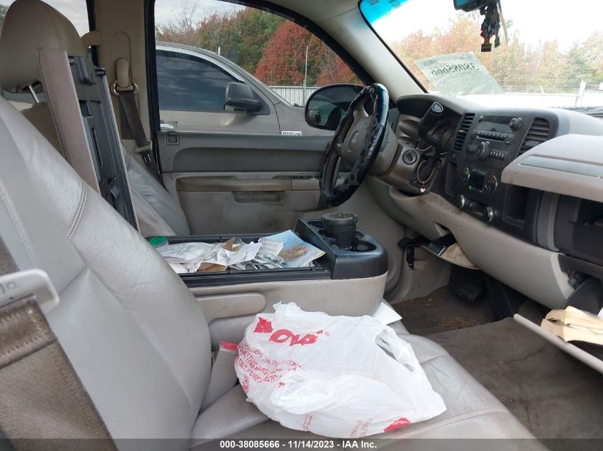 2013 GMC SIERRA 1500 SLE - 3GTP1VE01DG180785
