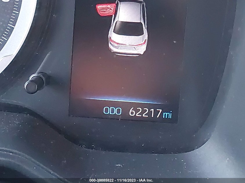 VIN: 5YFEPMAE7MP186389 2021 TOYOTA COROLLA LE
