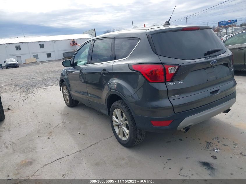 2019 FORD ESCAPE SE - 1FMCU9GD7KUA01166