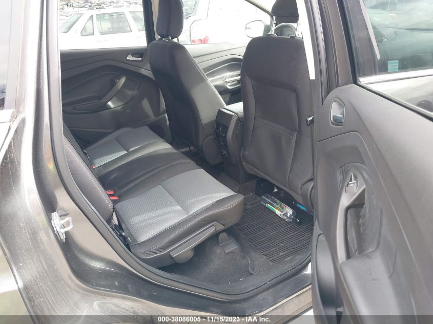 2019 FORD ESCAPE SE - 1FMCU9GD7KUA01166