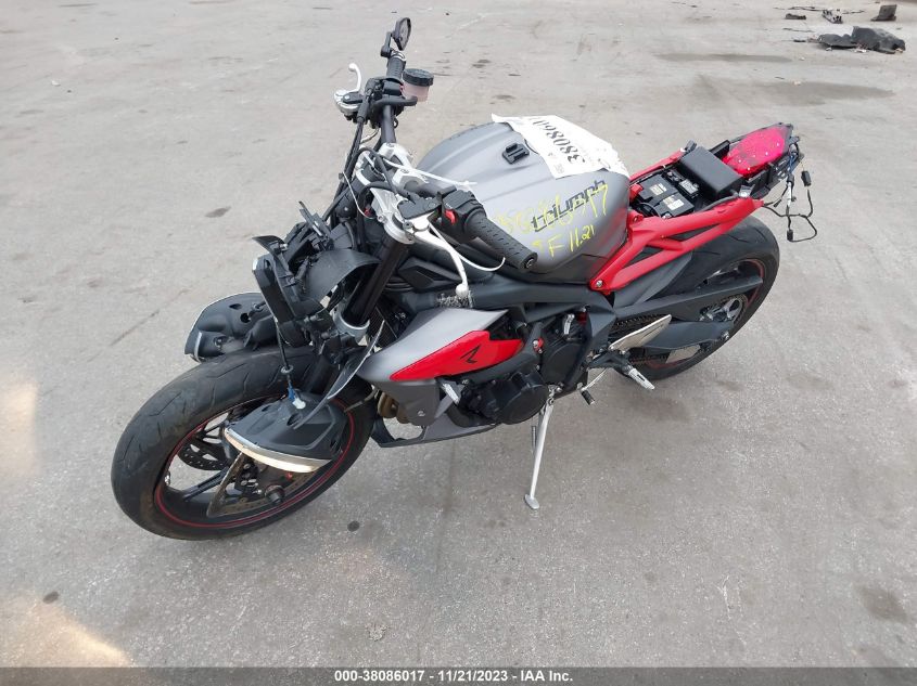 2014 TRIUMPH MOTORCYCLE STREET TRIPLE R SMTL03NE7ET634495