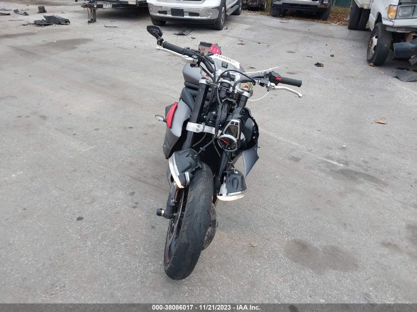 2014 TRIUMPH MOTORCYCLE STREET TRIPLE R SMTL03NE7ET634495