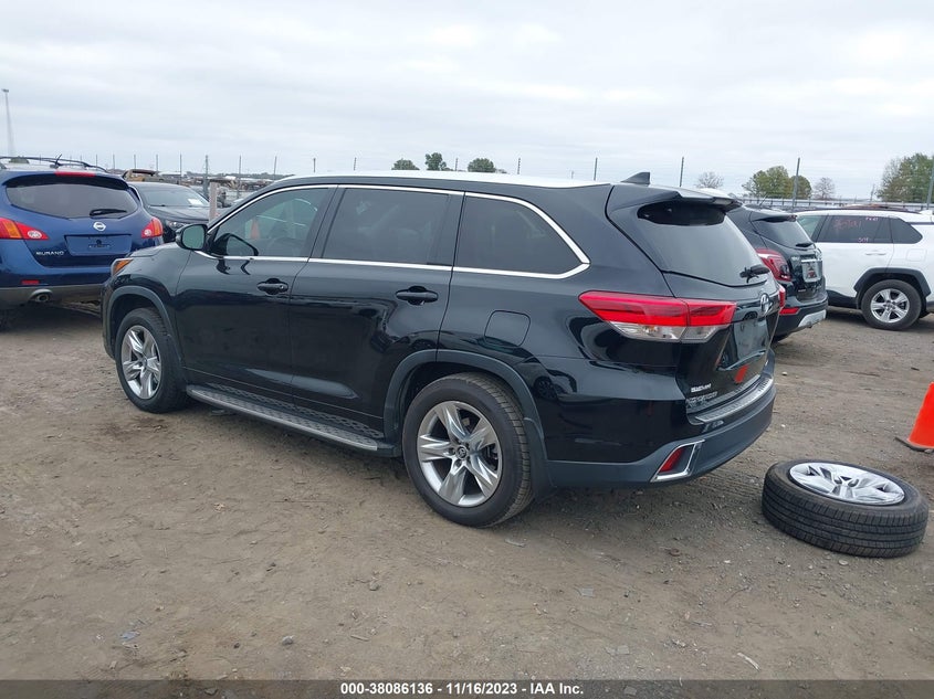 VIN 5TDYZRFH6HS197064 2017 TOYOTA HIGHLANDER LIMITED/LTD PLATINUM