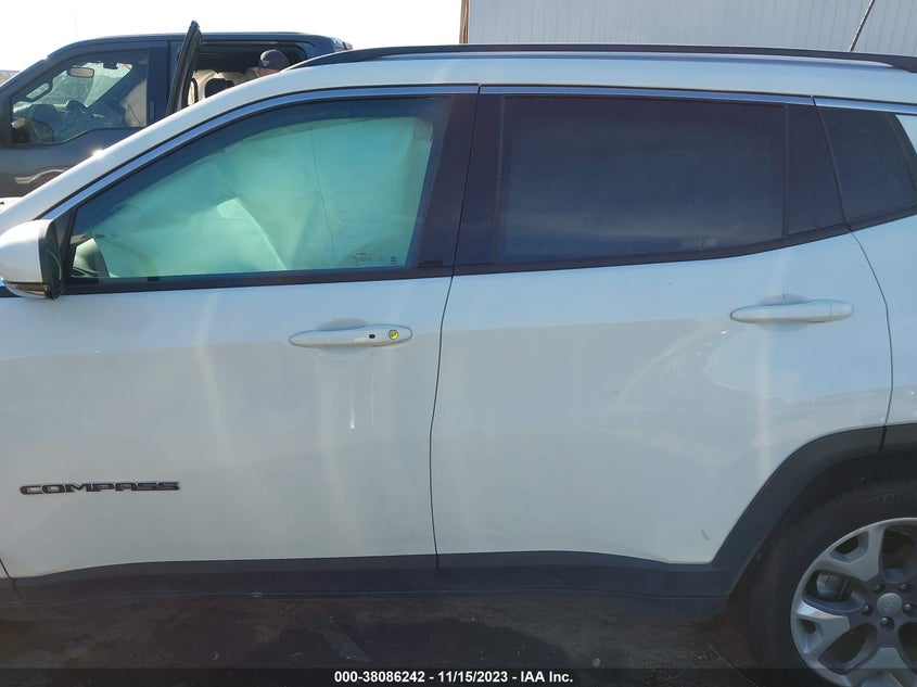 VIN 3C4NJCCB4MT522396 2021 JEEP COMPASS LIMITED