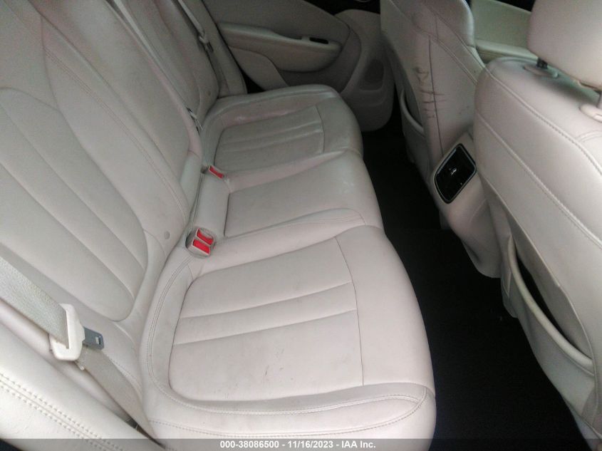 2015 CHRYSLER 200 C - 1C3CCCCG2FN549052