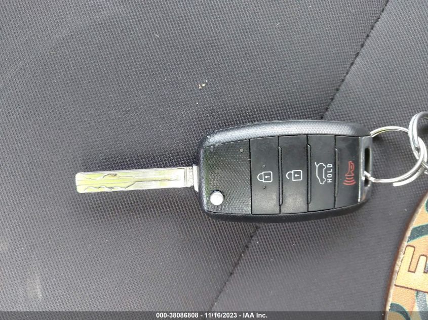 2015 KIA SOL KNDJNA23F7181337