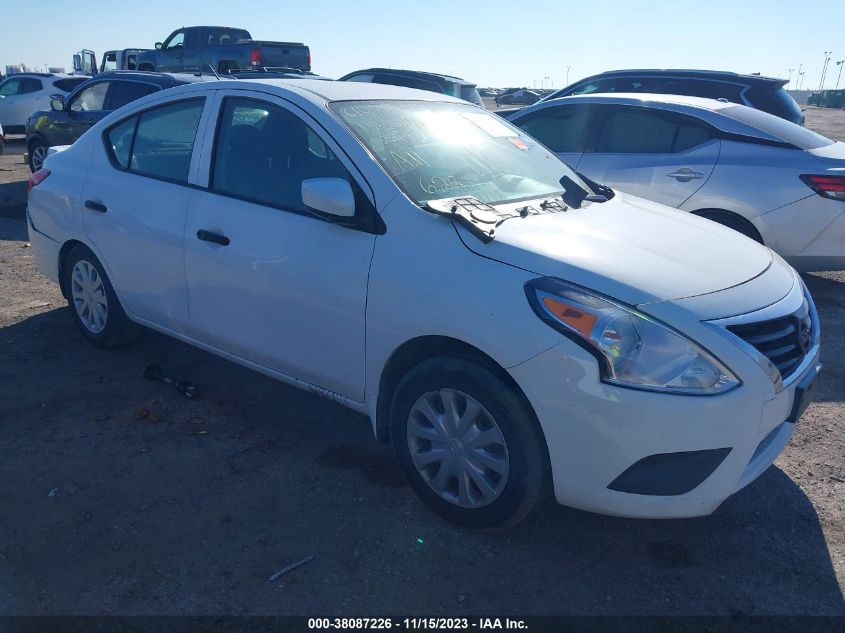 NISSAN VERSA S/S PLUS/SV 2019