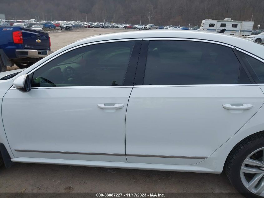 2017 VOLKSWAGEN PASSAT 1.8T SE - 1VWGT7A38HC037781