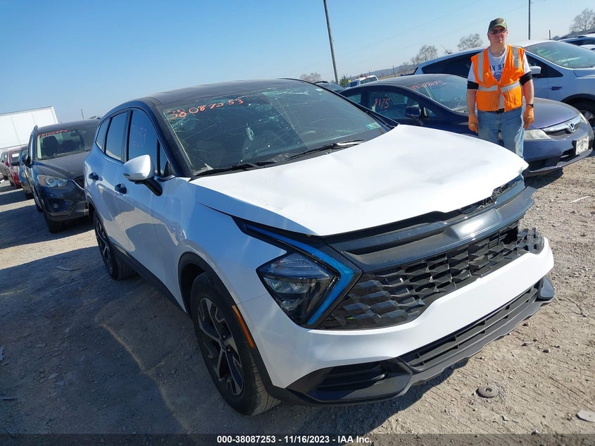 KIA SPORTAGE EX 2023
