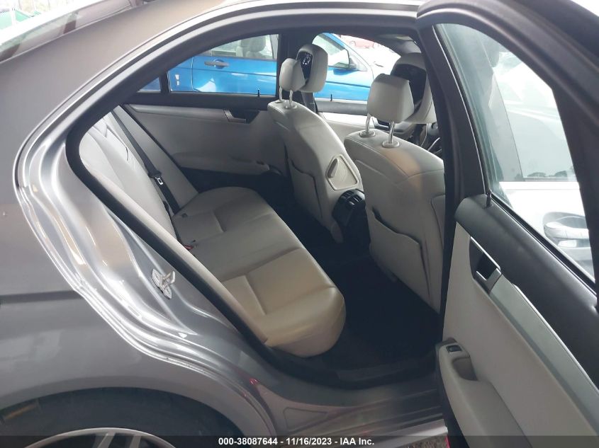 2014 MERCEDES-BENZ C 250 SPORT/LUXURY - WDDGF4HB3EA958261