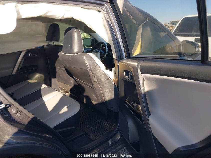 VIN JTMDFREV4HJ715071 2017 TOYOTA RAV4 LIMITED/SE/PLATINUM