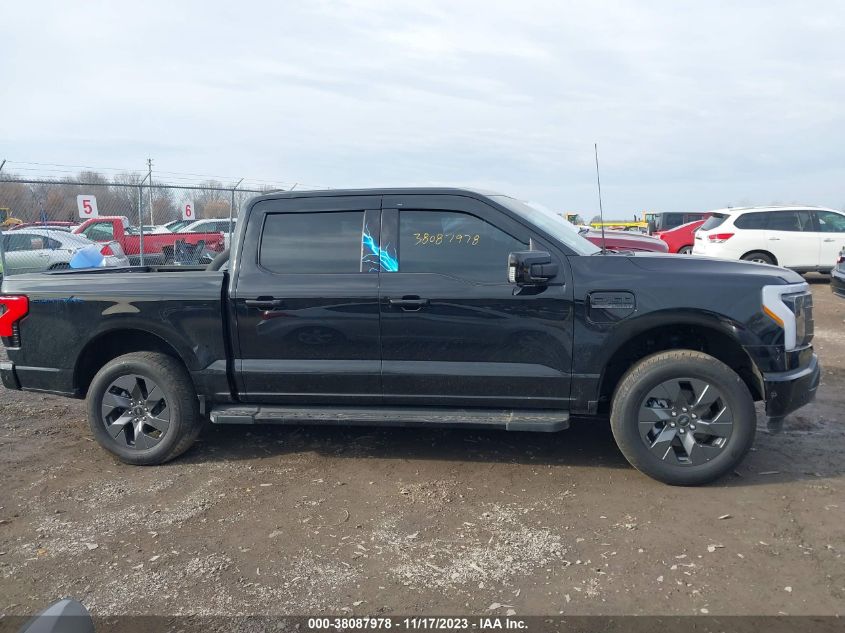 1FTVW1EL6NWG16531 Ford F150 LIGHTNING PRO 13