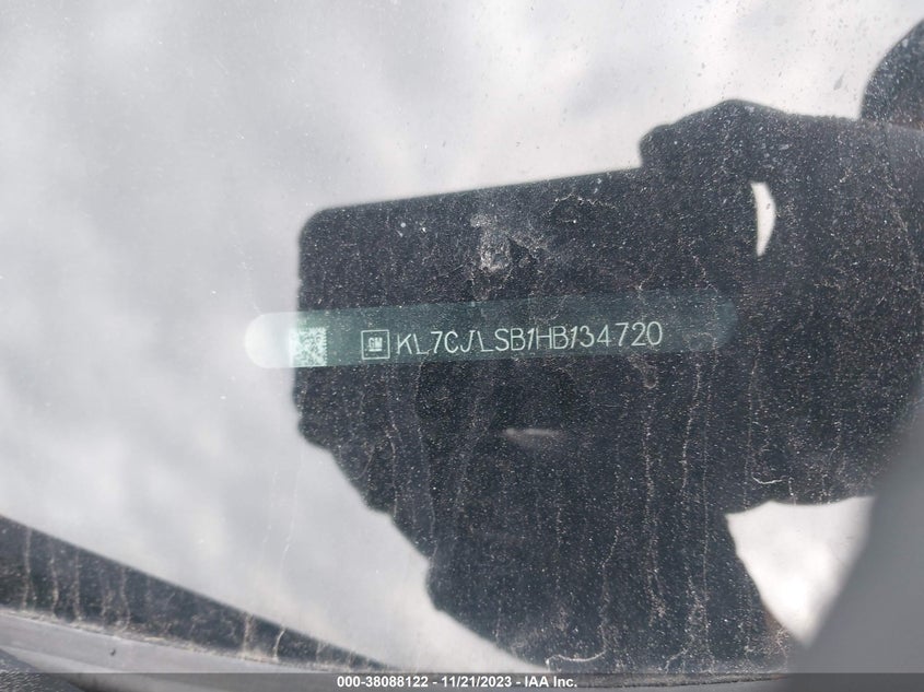 VIN KL7CJLSB1HB134720 2017 CHEVROLET TRAX LT