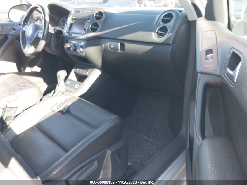 2015 VOLKSWAGEN TIGUAN SE - WVGBV7AX1FW101290
