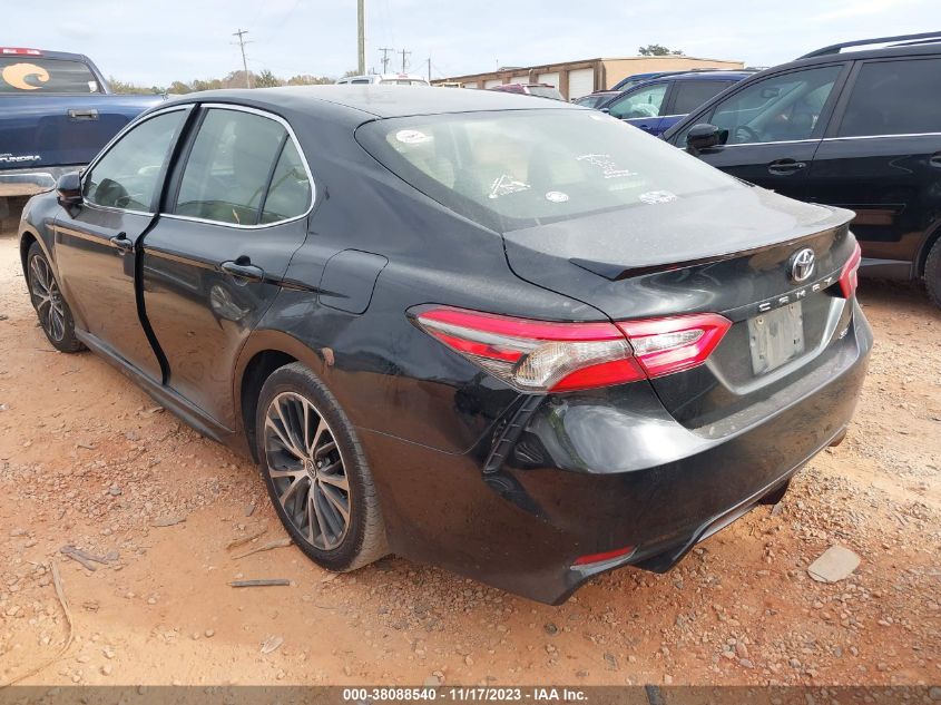 2018 TOYOTA CAMRY SE - JTNB11HKXJ3033231