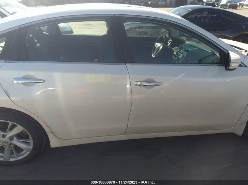 2015 NISSAN ALTIMA 2.5 SV - 1N4AL3AP3FC124432