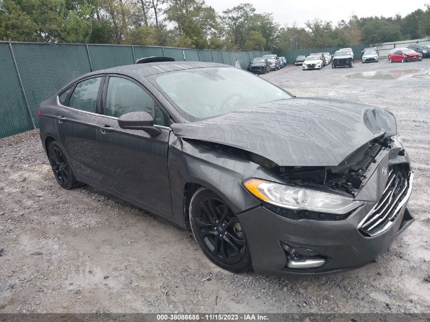 2019 FORD FUSION SE - 3FA6P0T96KR130017