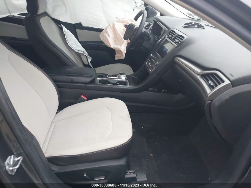 2019 FORD FUSION SE - 3FA6P0T96KR130017