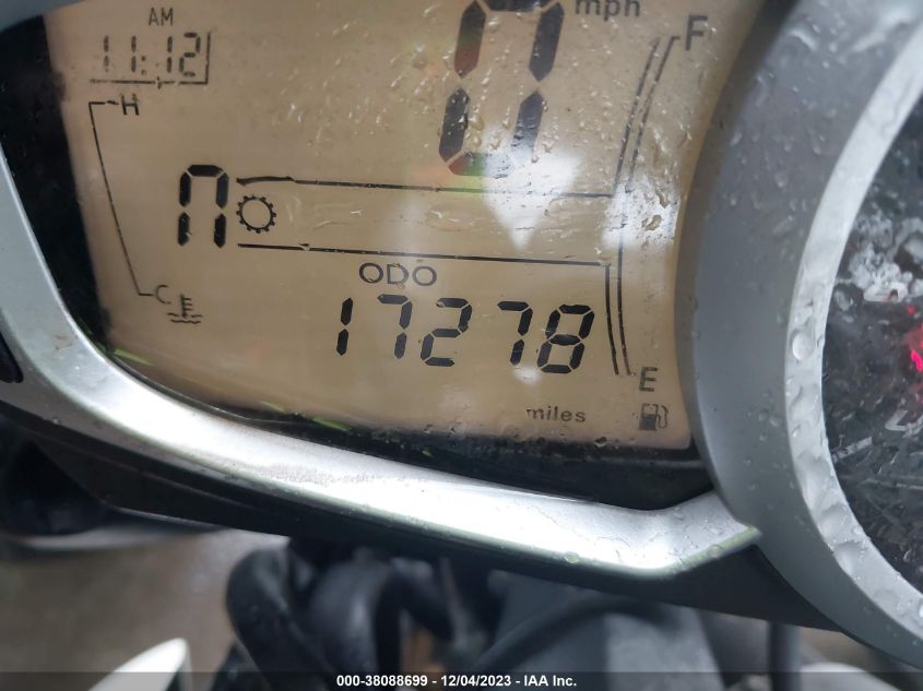 2013 TRIUMPH MOTORCYCLE STREET TRIPLE R SMTL03NE5DT578457