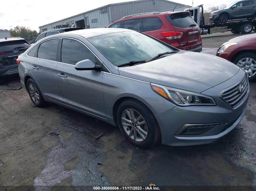 2015 HYUNDAI SONATA SE - 5NPE24AF2FH121893