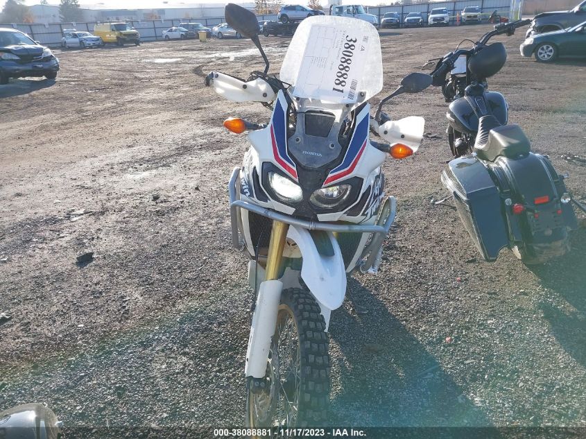 2017 HONDA CRF1000 JH2SD04G1HK001590