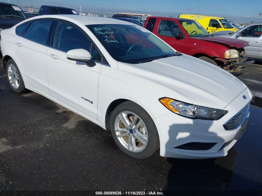 3FA6P0LU0JR111062 2018 FORD FUSION, photo no. 1