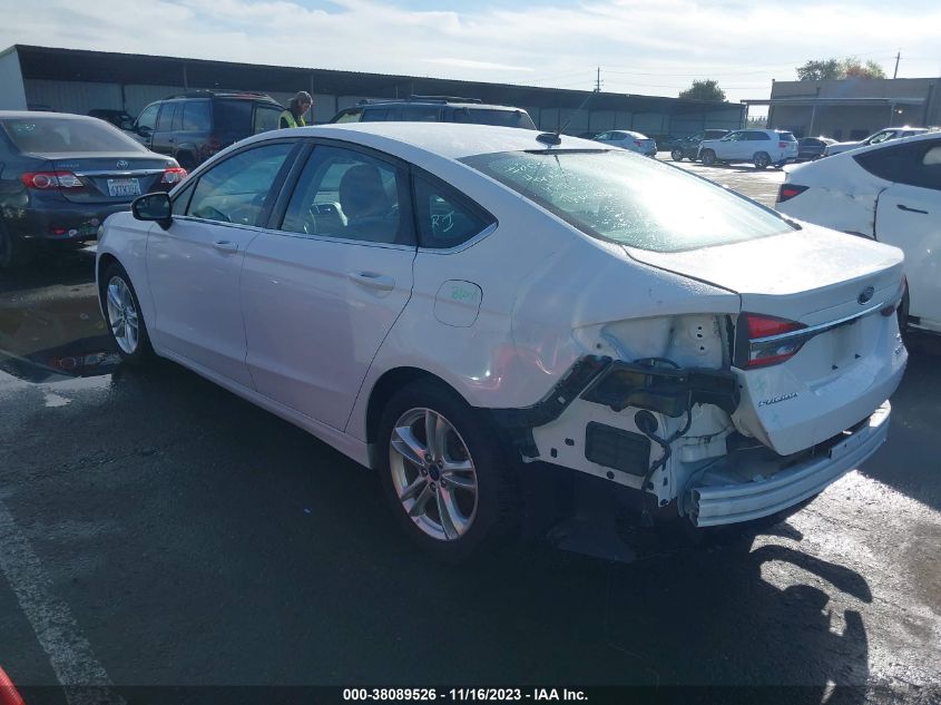 3FA6P0LU0JR111062 2018 FORD FUSION, photo no. 3