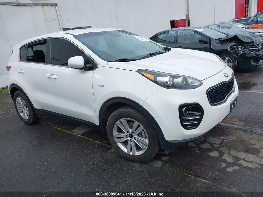 KIA SPORTAGE LX 2017