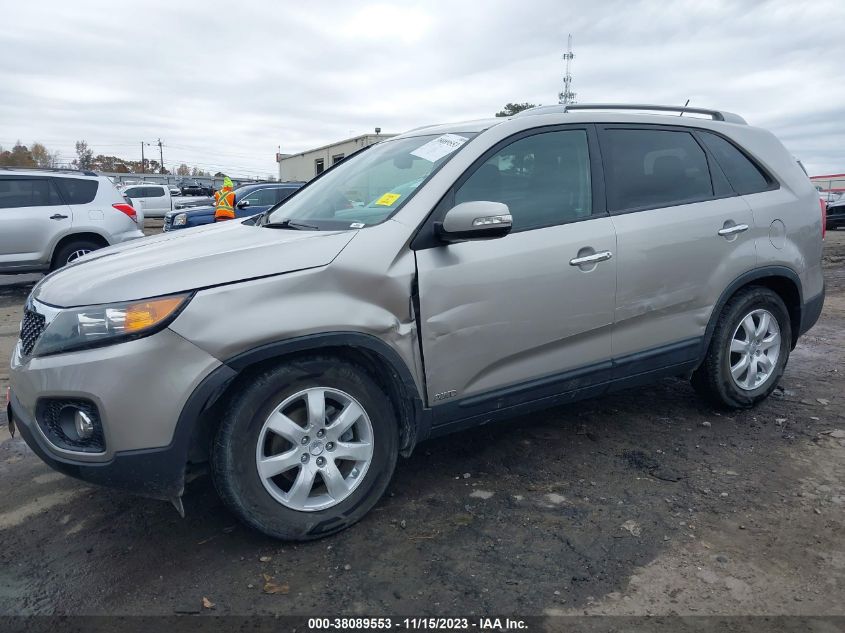 2013 KIA SORENTO LX - 5XYKTDA2XDG393206