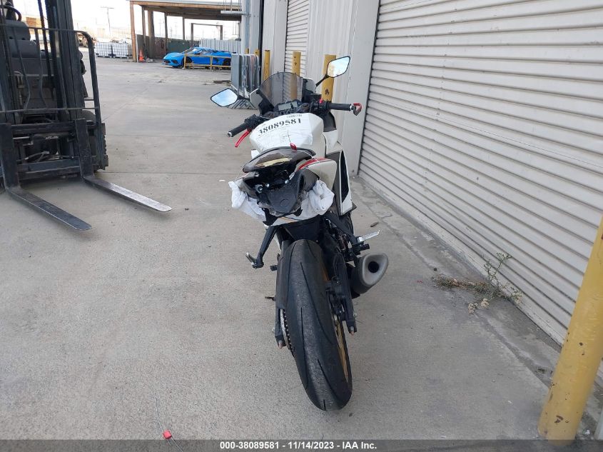 VIN MH3RH18Y4NK009166 2022 YAMAHA YZFR3 A