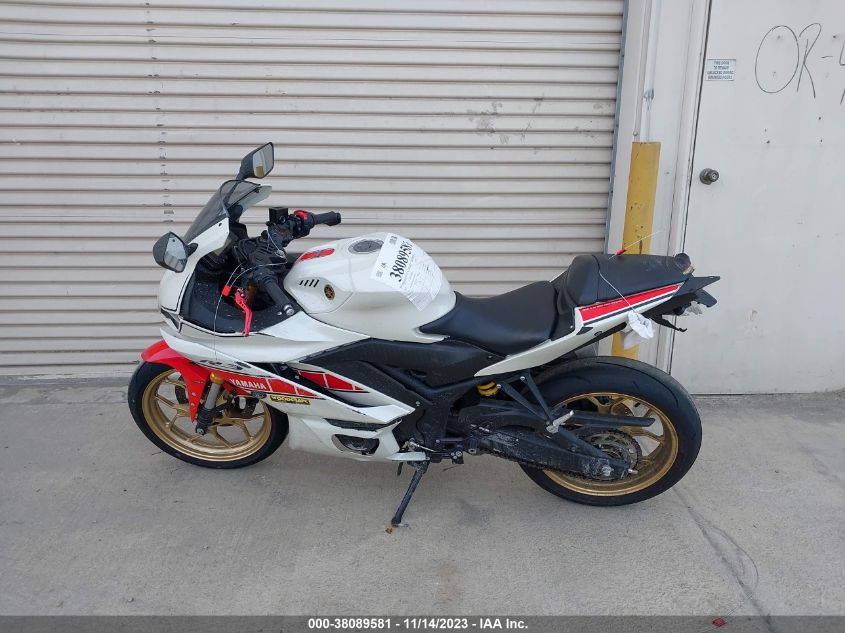 VIN MH3RH18Y4NK009166 2022 YAMAHA YZFR3 A