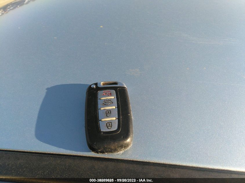 2013 HYUNDAI SONATA HYBRID - KMHEC4A45DA089940