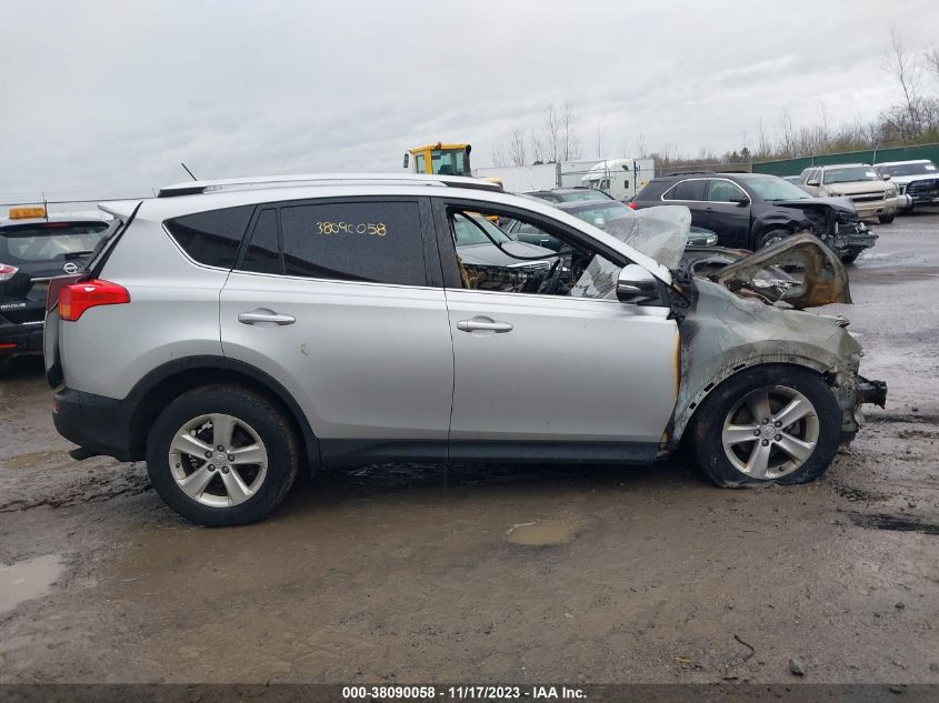 2014 TOYOTA RAV4 XLE - JTMRFREV8EJ002322