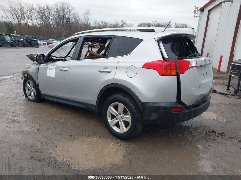 2014 TOYOTA RAV4 XLE - JTMRFREV8EJ002322
