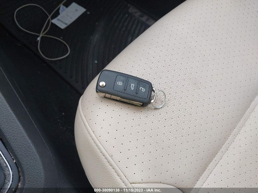2017 VOLKSWAGEN JETTA SE - 3VWDB7AJ1HM334698