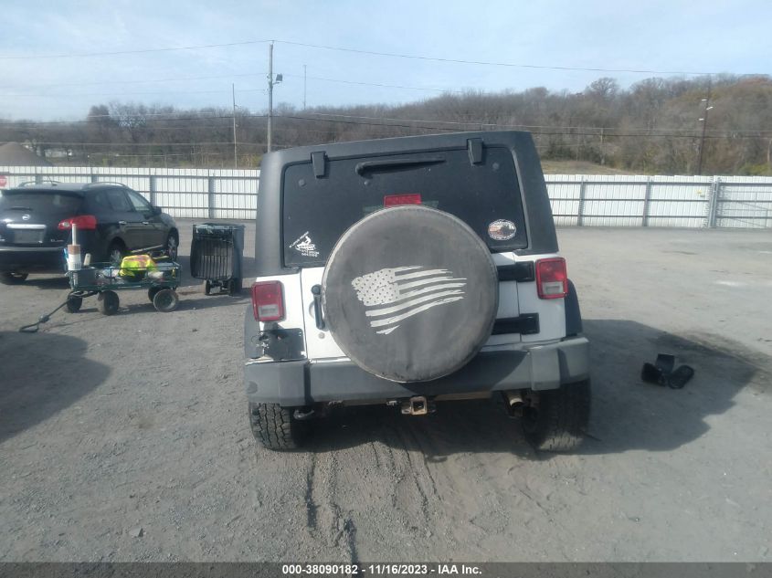 2015 JEEP WRANGLER UNLIMITED SPORT - 1C4BJWDG1FL740566