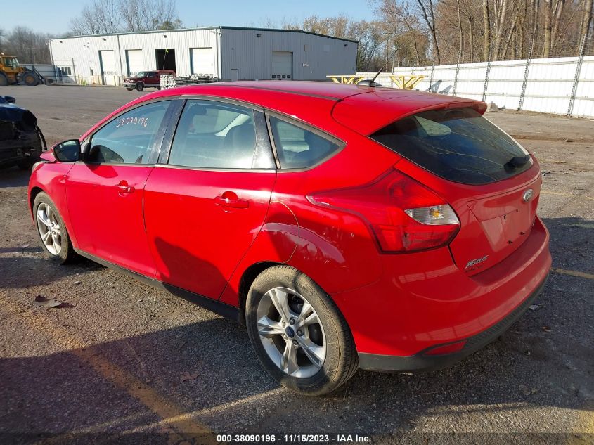 2014 FORD FOCUS SE - 1FADP3K22EL133125