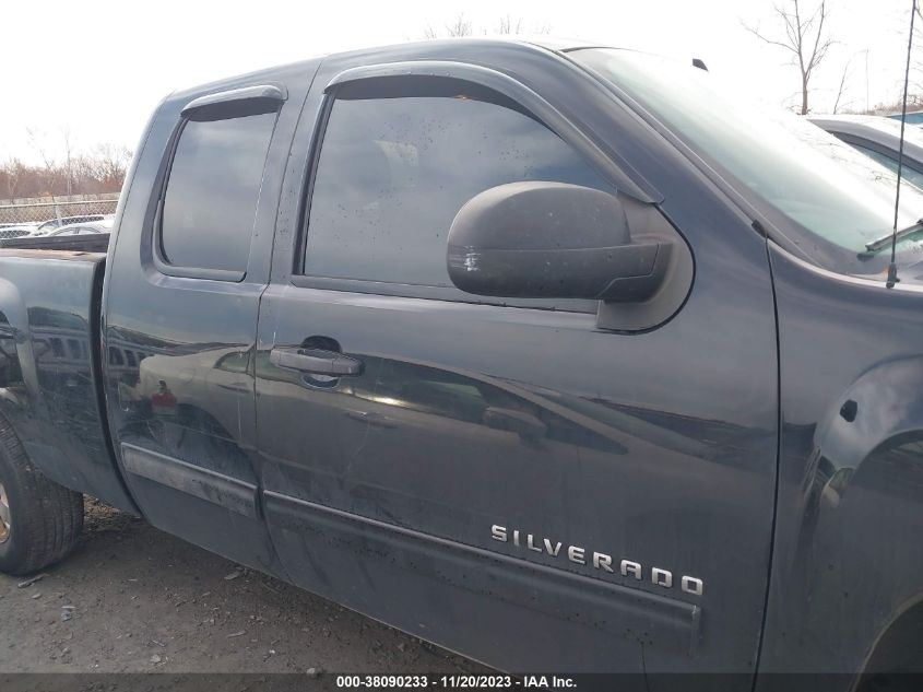2013 CHEVROLET SILVERADO 1500 LT - 1GCRKSE76DZ115416