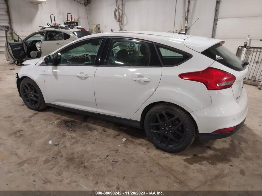 2016 FORD FOCUS SE - 1FADP3K27GL332514